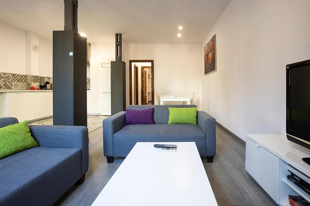 Pelicano Urban Apartment Севиля Екстериор снимка